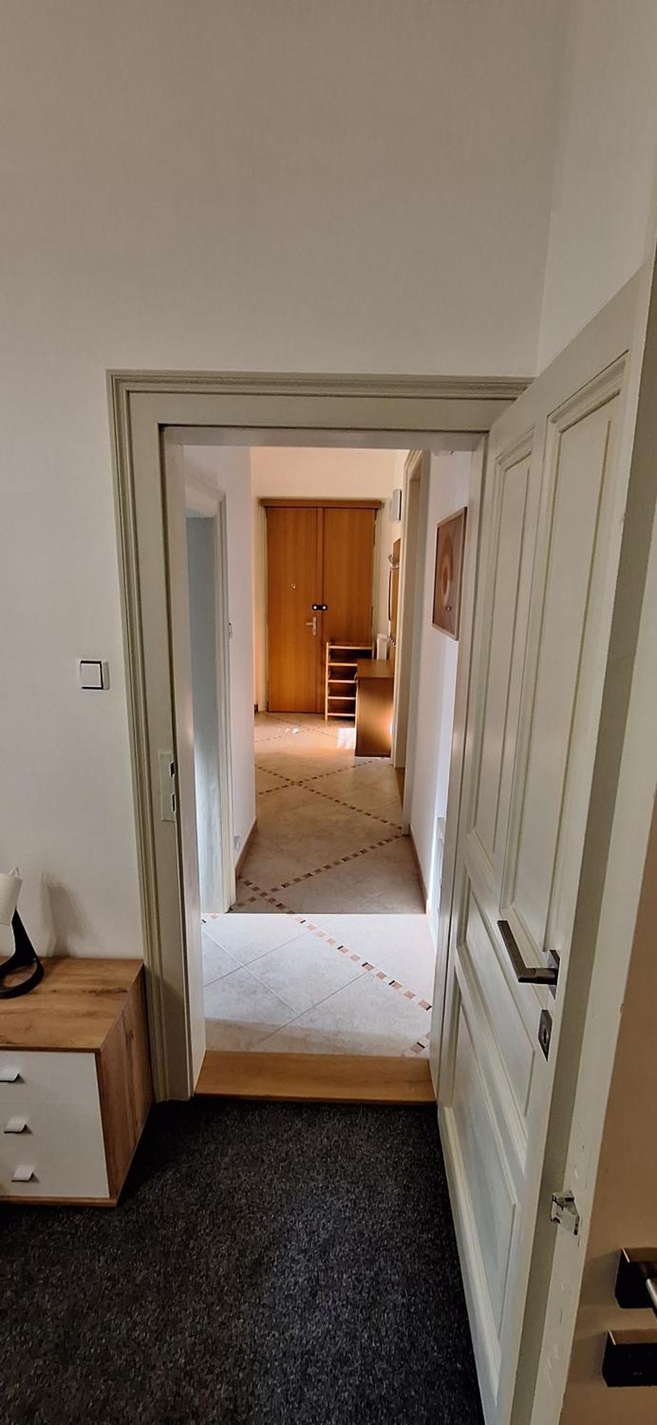 Apartament Center Thomas No1 *